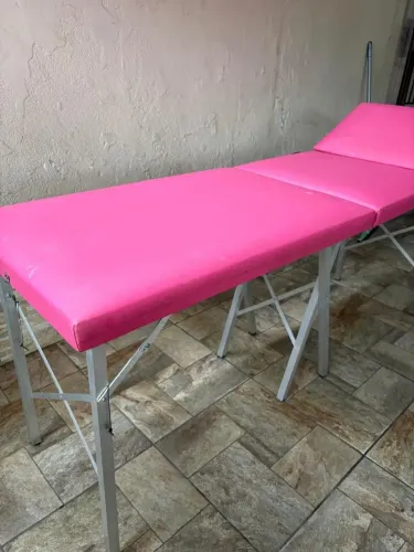 Maca maleta rosa