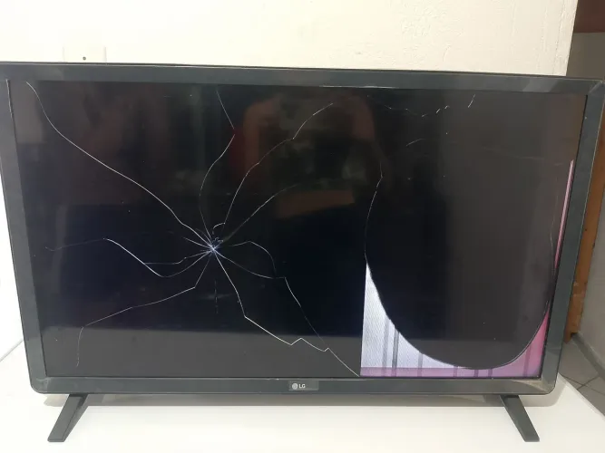 Tv LG 32 polegadas não aparece imagem, sair apenas som e liga ainda