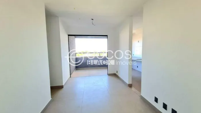 Apartamento à venda, 3 quartos, 1 suíte, 2 vagas, Presidente Roosevelt - Uberlândia/MG