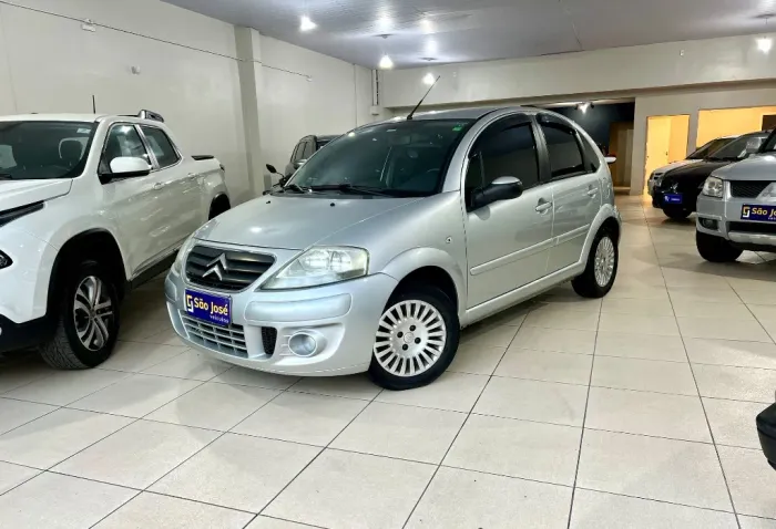 Citroen C3 GLX 1.4/ GLX Sonora 1.4 Flex 8V 5P 2011