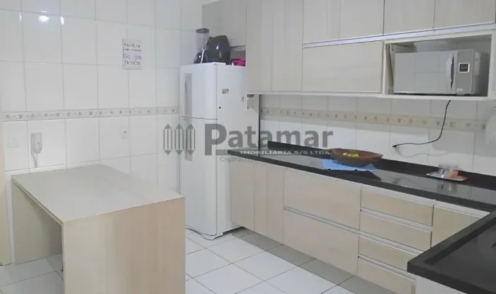 Casa com 3 dormitórios à venda no Rio Pequeno