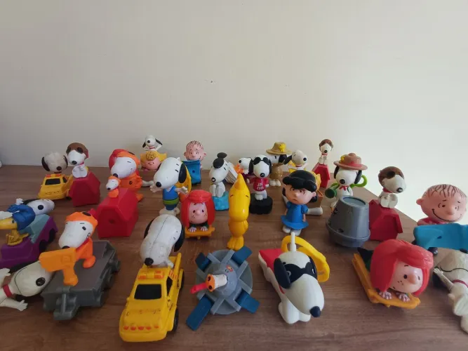 Coleção com 30 itens do snoopy/ colecionadores / usados
