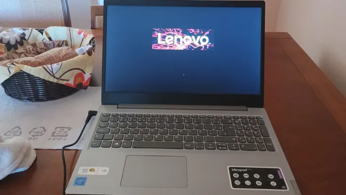 Notebook Lenovo perfeito