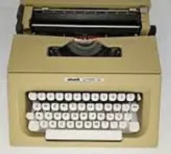 Máquina de escrever Olivetti portátil.