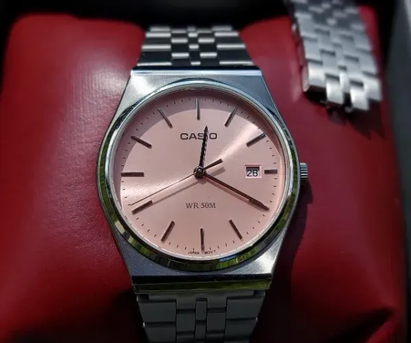  Casio MTP-B145D-4AVDF pouco utilizado