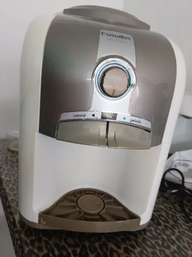 Gelaagua esmaltec água gelada e natural