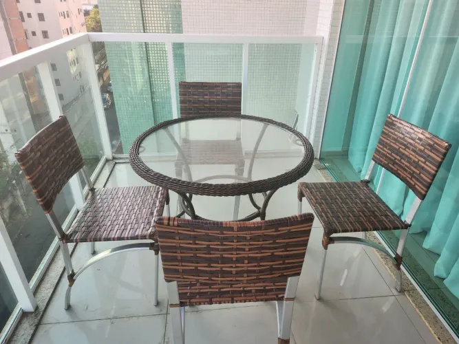 Mesa com 4 cadeiras Área Externa