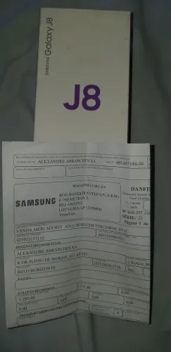 Sansung J8 