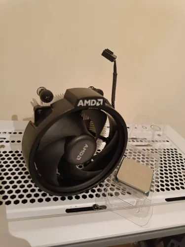Ryzen 5 3600 com cooler original Impecável