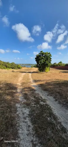 Terreno à venda - frente para braço de mar