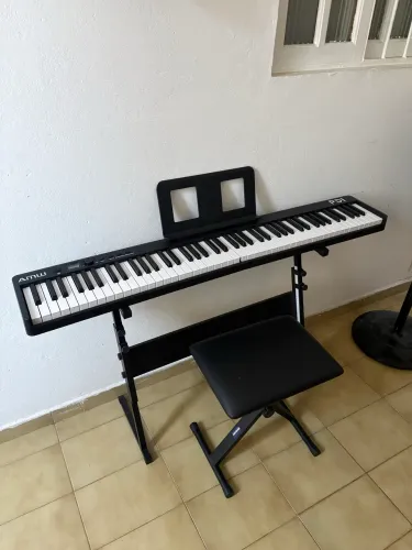 Piano digital AMW PD1