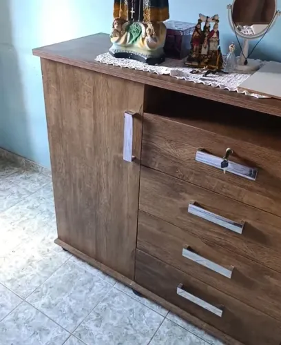 Comoda para quarto
