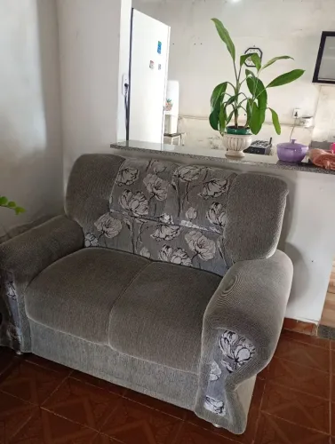 2 sofas