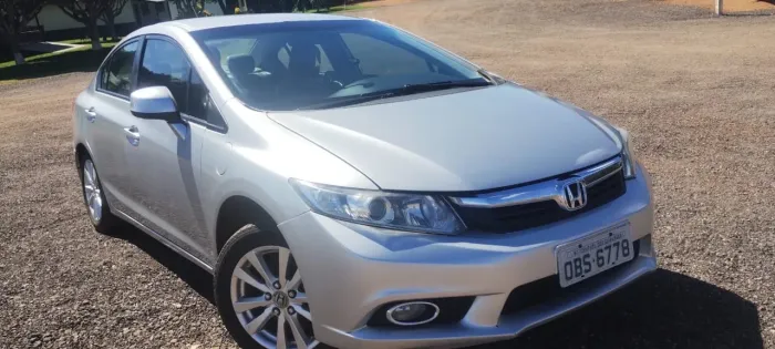 Honda Civic Sedan LXS 1.8/1.8 Flex 16V Mec. 4P 2014