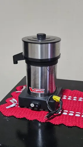 Espremedor Elétrico Vitalex ESS-I 350W Prateado Industrial