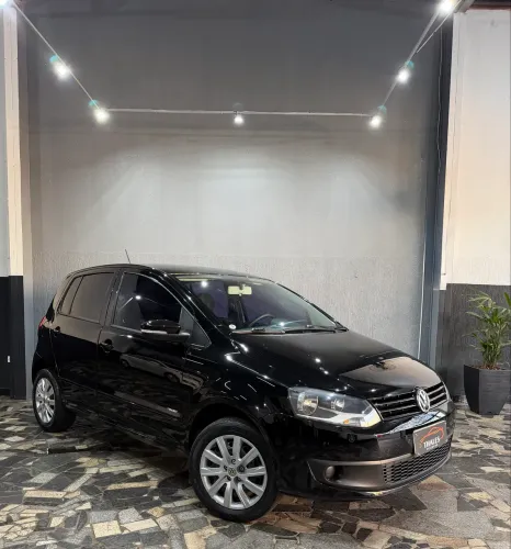 Volkswagen Fox 1.0 MI Total Flex 8V 5P 2012