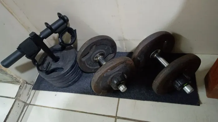 ACADEMIA EM CASA