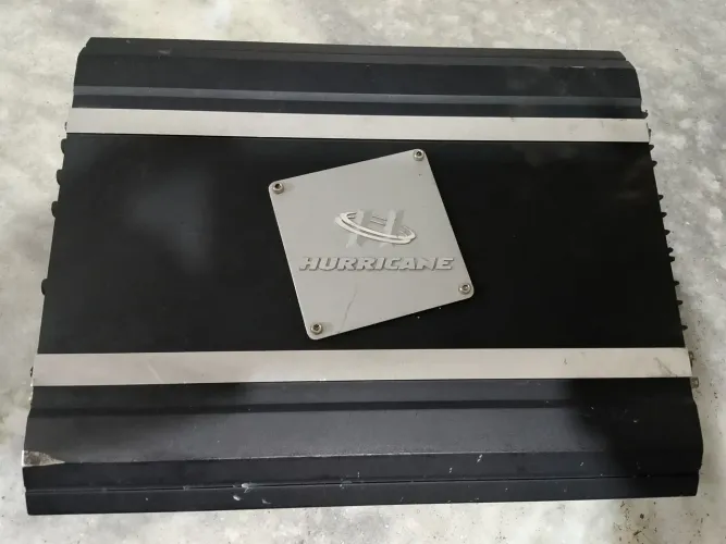 Amplificador Hurricane 480W