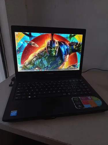 Notebook positivo funcionando bateria viciada