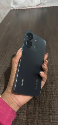 Xiaomi Redmi 13C 256GB - Impecável na Caixa
