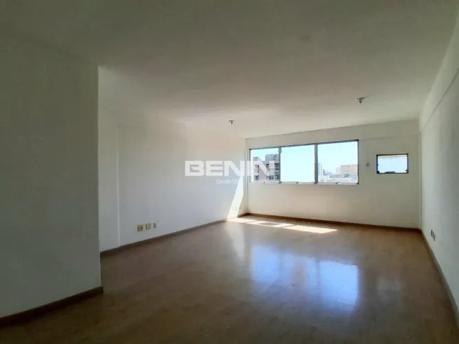 Venda de Sala em Canoas-RS, bairro Centro com 45.32m² Área Const. e 56.77m² Área Terreno V