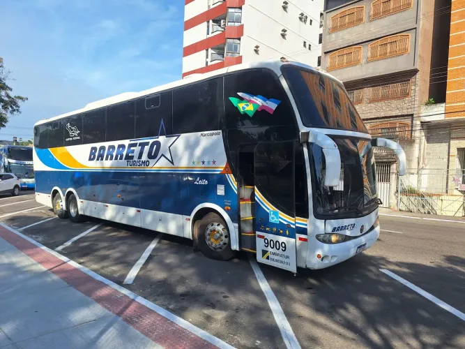 Ônibus leito total
