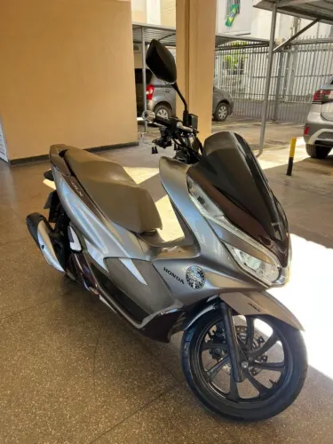 PCX DLX
