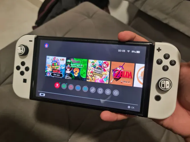 Nintendo Switch oled Desbloqueado + Micro SD 256GB