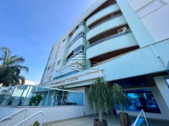 Apartamento com 2 dormitórios no Bom Abrigo