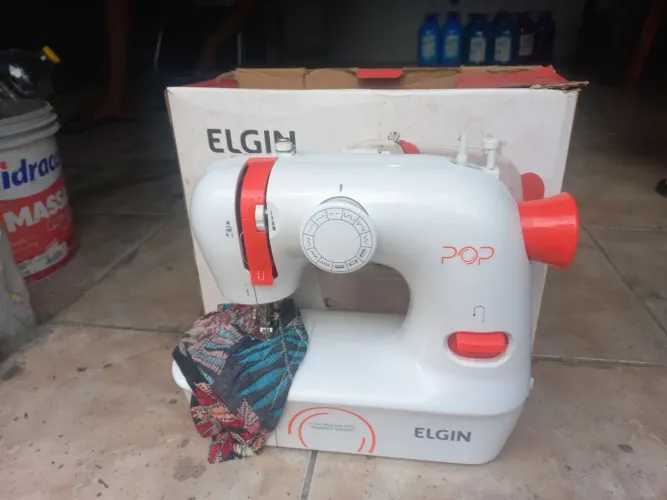 Maquina de costura elgin pop 9 pontos