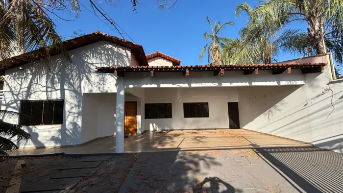 Vendo casa térrea na 507 sul