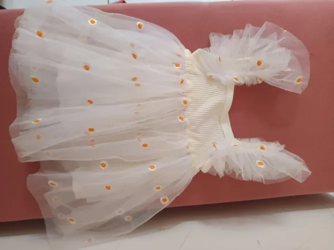 Vestido Off-White com margaridas - 1 Ano | Festa 