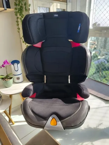 Cadeirinha Chicco Auto com Isofix