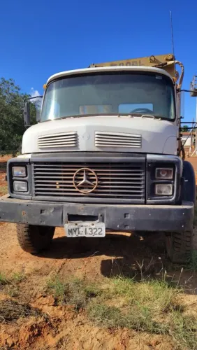 Mercedes traçado 3 eixos ano 1984 motor 352A