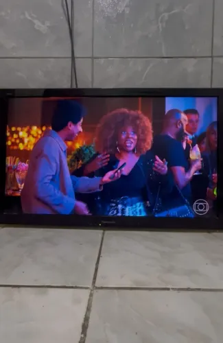 TV PANASONIC 32 POLEGADAS
