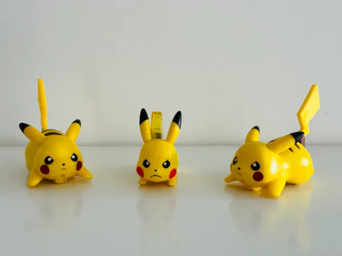 Coleção Pikachus 3 unidades