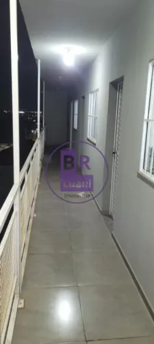 Prédio Sobrado com 10 Kitnets para locação.