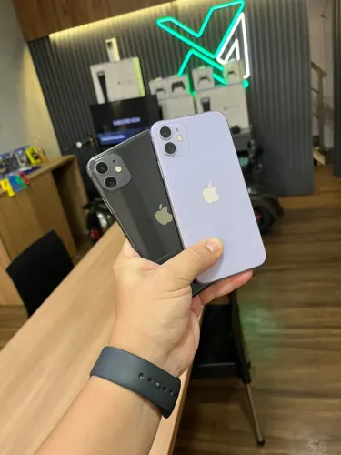 iPhone 11 com garantia e custo benéfico / levo até você