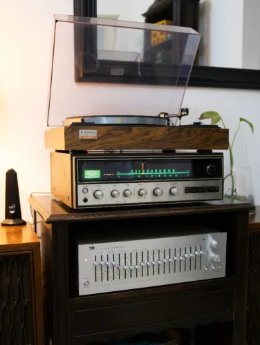 Receiver Kenwood KR-4200 (1973) - LINDO!