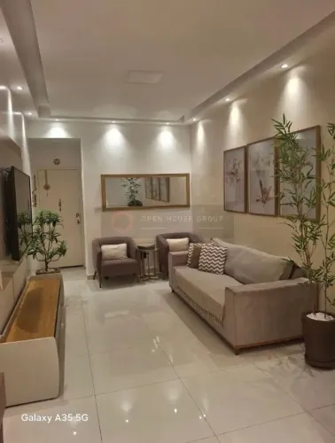 Apartamento em Copacabana - 3 quartos(1 suíte), mobiliado, varanda e vaga