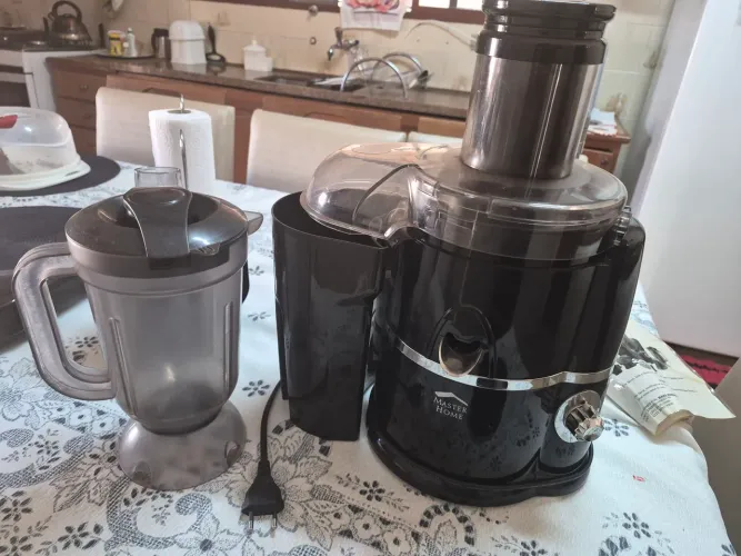 Liquidificador, extrator e multifunções
