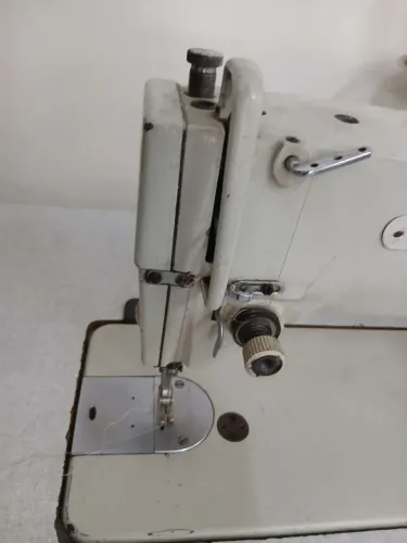 Maquina reta industrial brother