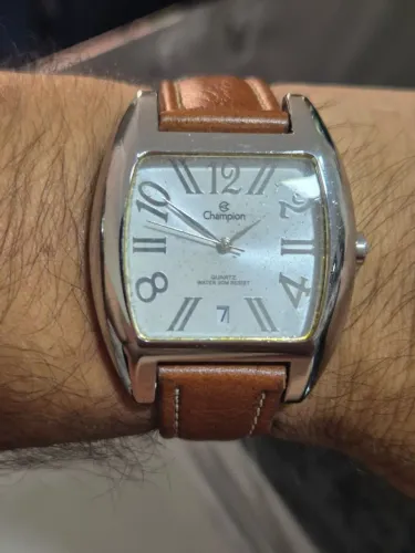 Relógio CHAMPION QUARTZ 30 METROS - FUNCIONANDO PERFEITAMENTE