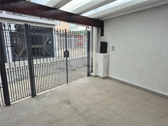 Casa térrea com 2 quartos para locação em Vila nova carolina - SP