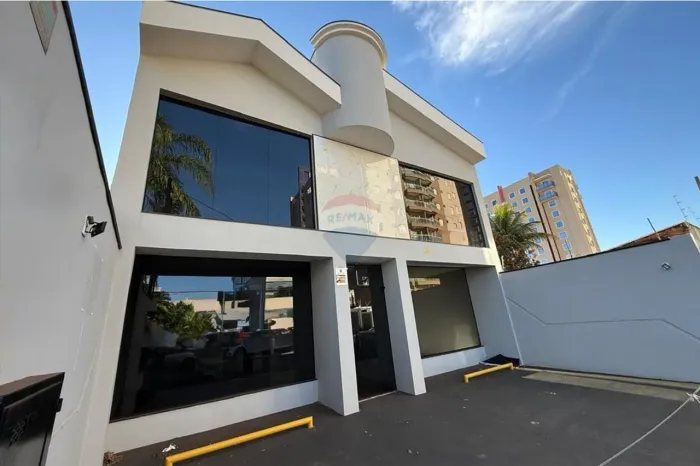 Locação Casa Comercial com 253mts 04 Salas Amplas no Jardim Canadá - Ribeirão Preto/SP