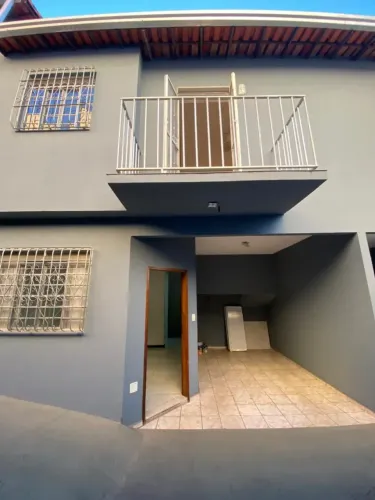 Casa Geminada Duplex no Dona Clara