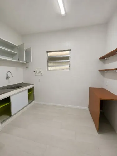 ALUGO CASA COM 2 QTS NA PENHA COM QUINTAL E GARAGEM COBERTA ÓTIMA LOCALIZAÇÃO