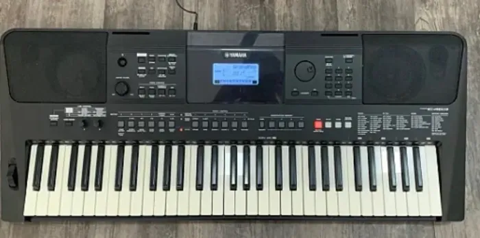 Teclado Yamaha PSR E463