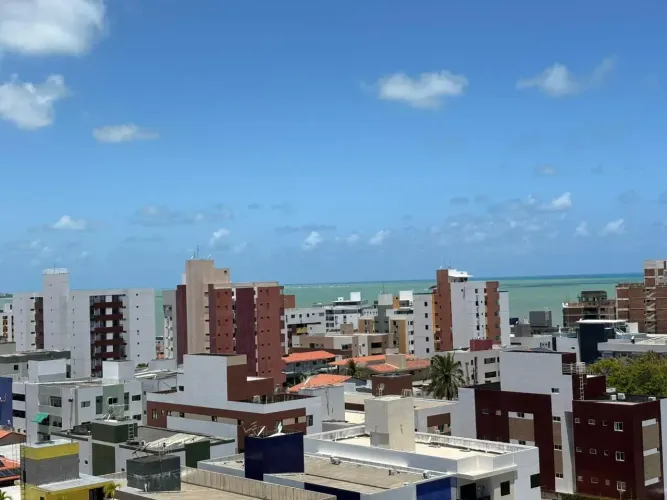 Apartamento para venda tem 82 metros quadrados com 3 quartos em Bessa - João Pessoa - Para