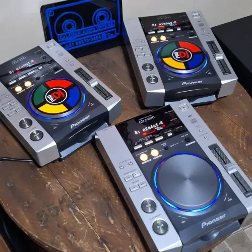 CD Player Profissional Pioneer CDJ200